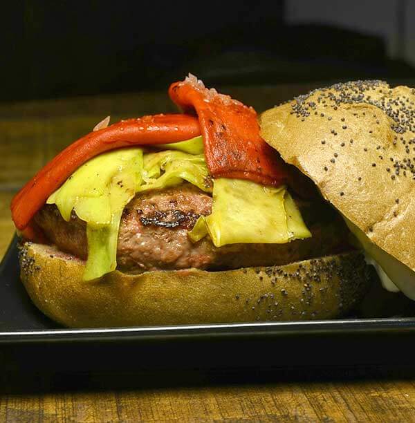 Hamburguesa con pimientos